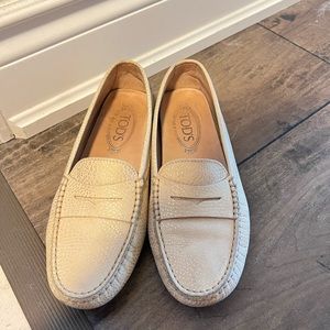 Authentic Tod’s flat shoes size 6.5